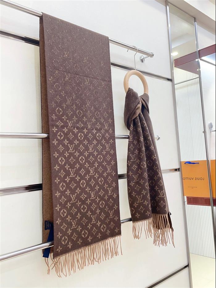 2026116111040794 380